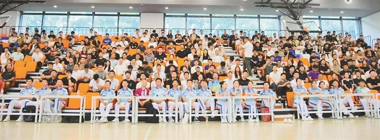 2025年光明区中小学教师全员暑期研训活动举行