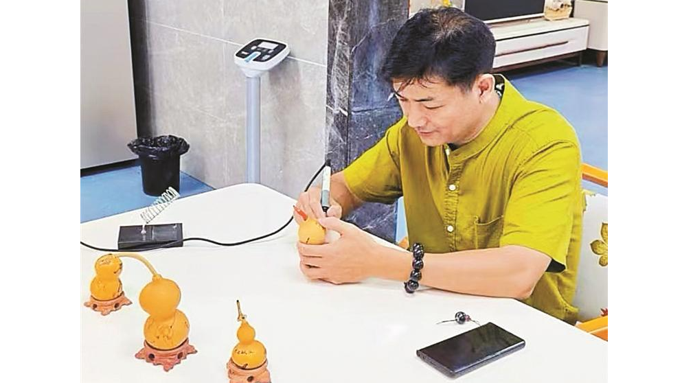 光明残友比拼技艺 巧手绽放光彩