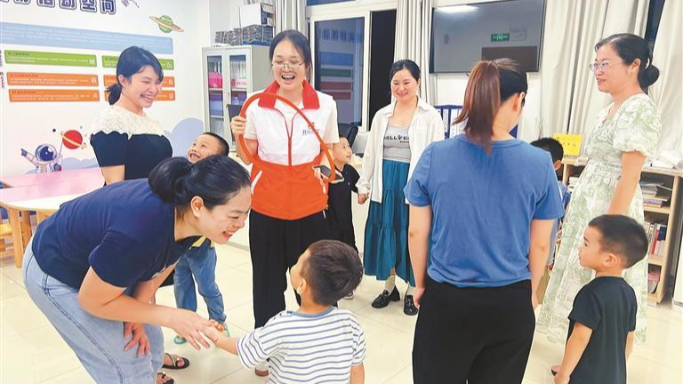新湖圳美社区亲子小组收获满满