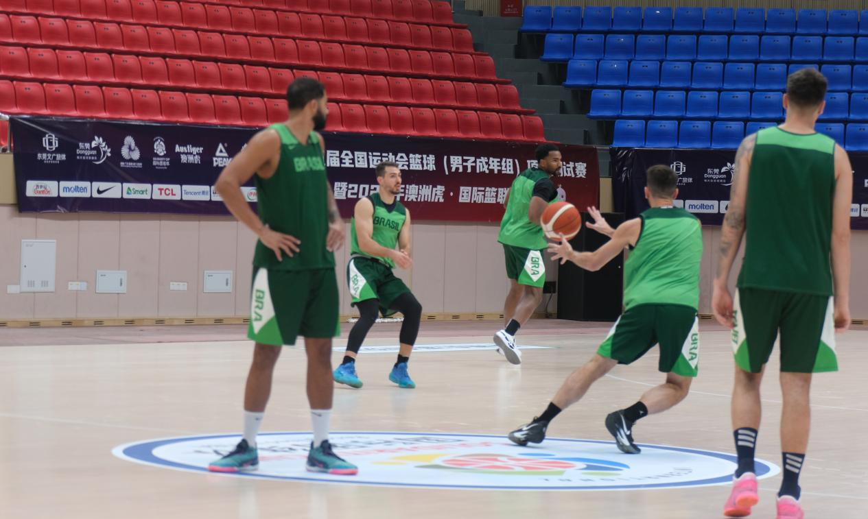 三支国际篮坛劲旅抵达广东，五轮挑战广东全运男篮