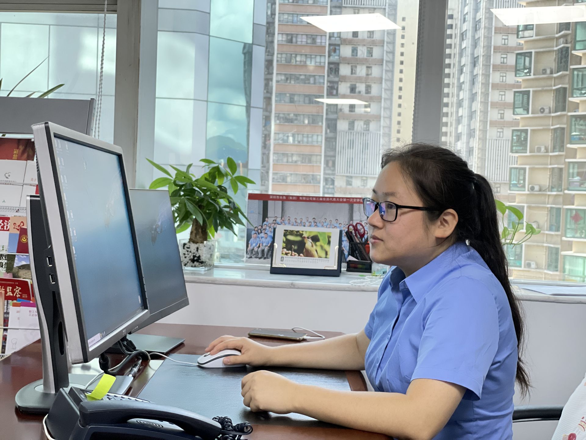 【学习身边榜样】优秀党务工作者｜林秀玉：红帆扬处见初心——新时代党务工作者的“三重角色”实践