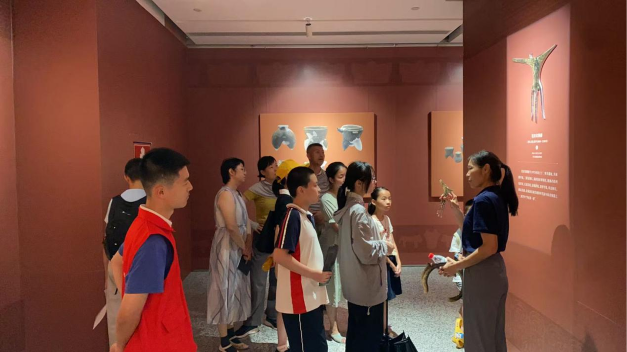“中华文明溯源图片展”亮相宝安1990