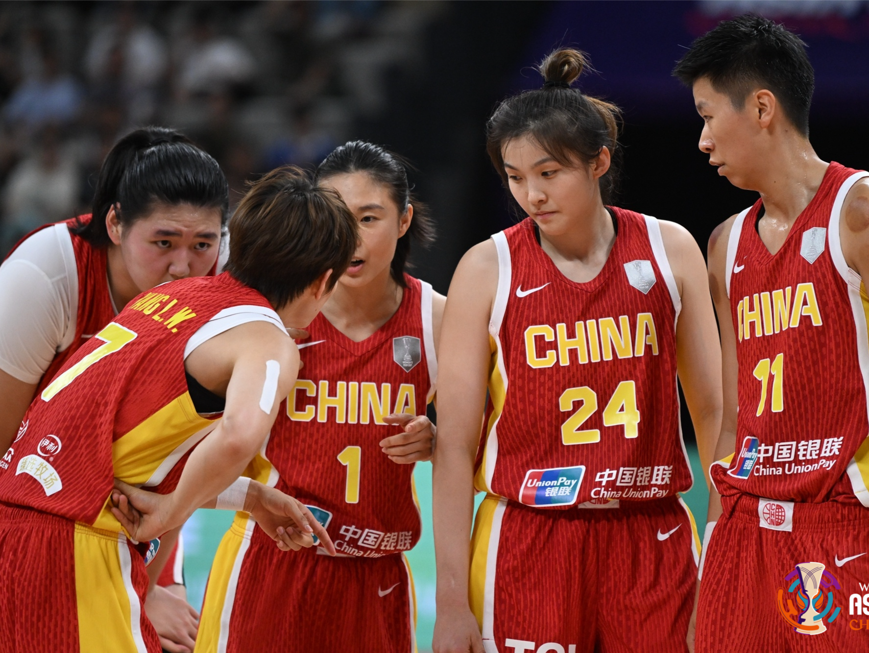 女篮亚洲杯中国队战胜韩国队，取得两连胜