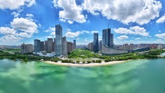 夏季城市 碧水蓝天