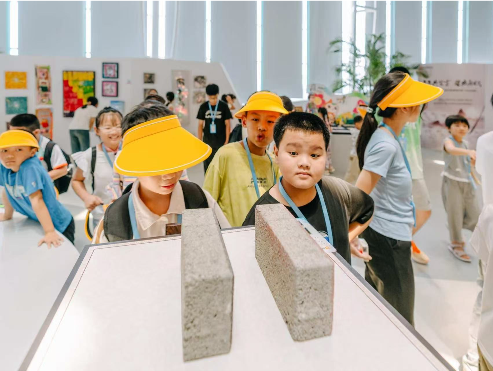 科技筑梦，温情护航！“小候鸟”深圳研学解锁成长新体验