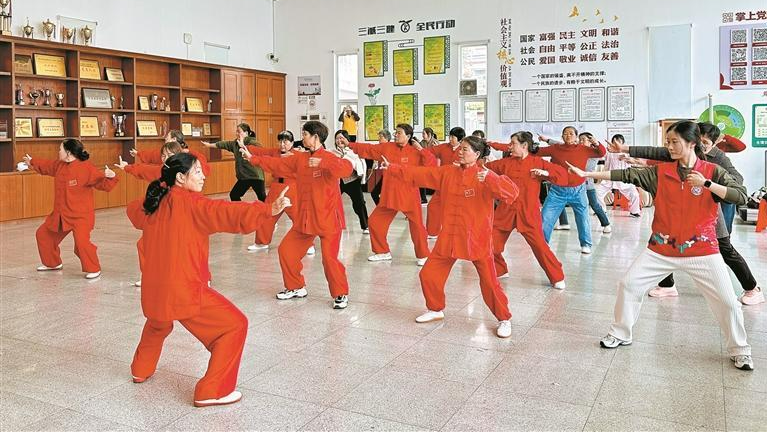 荔湖社区培育能人队伍,共筑社区文化新风