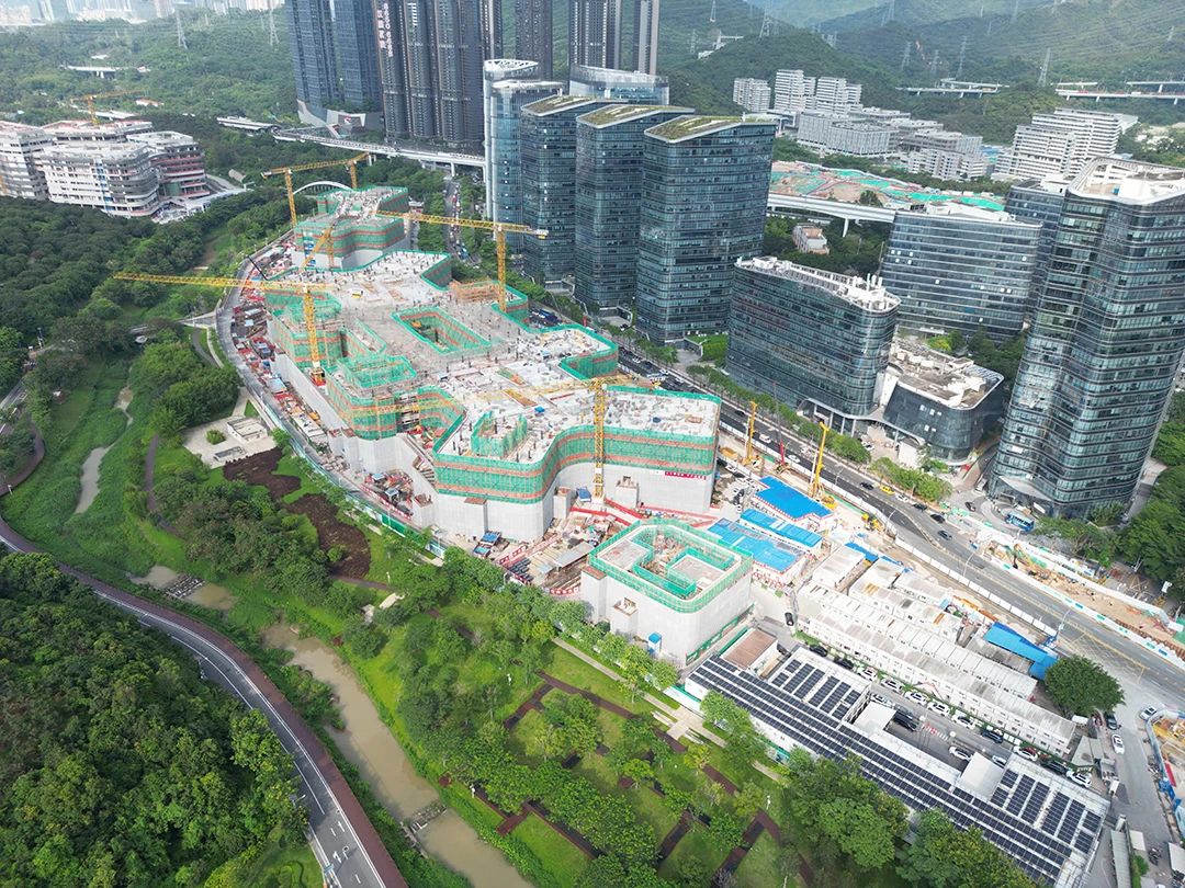 南方科技大学附属医院（校本部）项目主体结构封顶