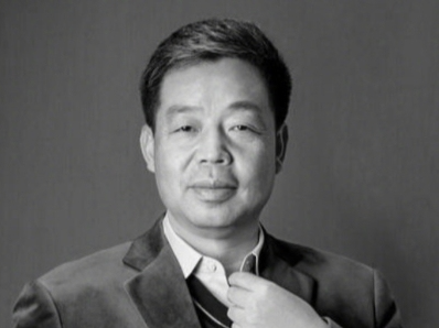 居然智家：董事长汪林朋在家中不幸身故，王宁暂代董事长 