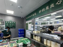 财经聚焦|堂食“货真价实” 外卖“凑合了事”？——部分餐饮堂食外卖“双标”现象调查