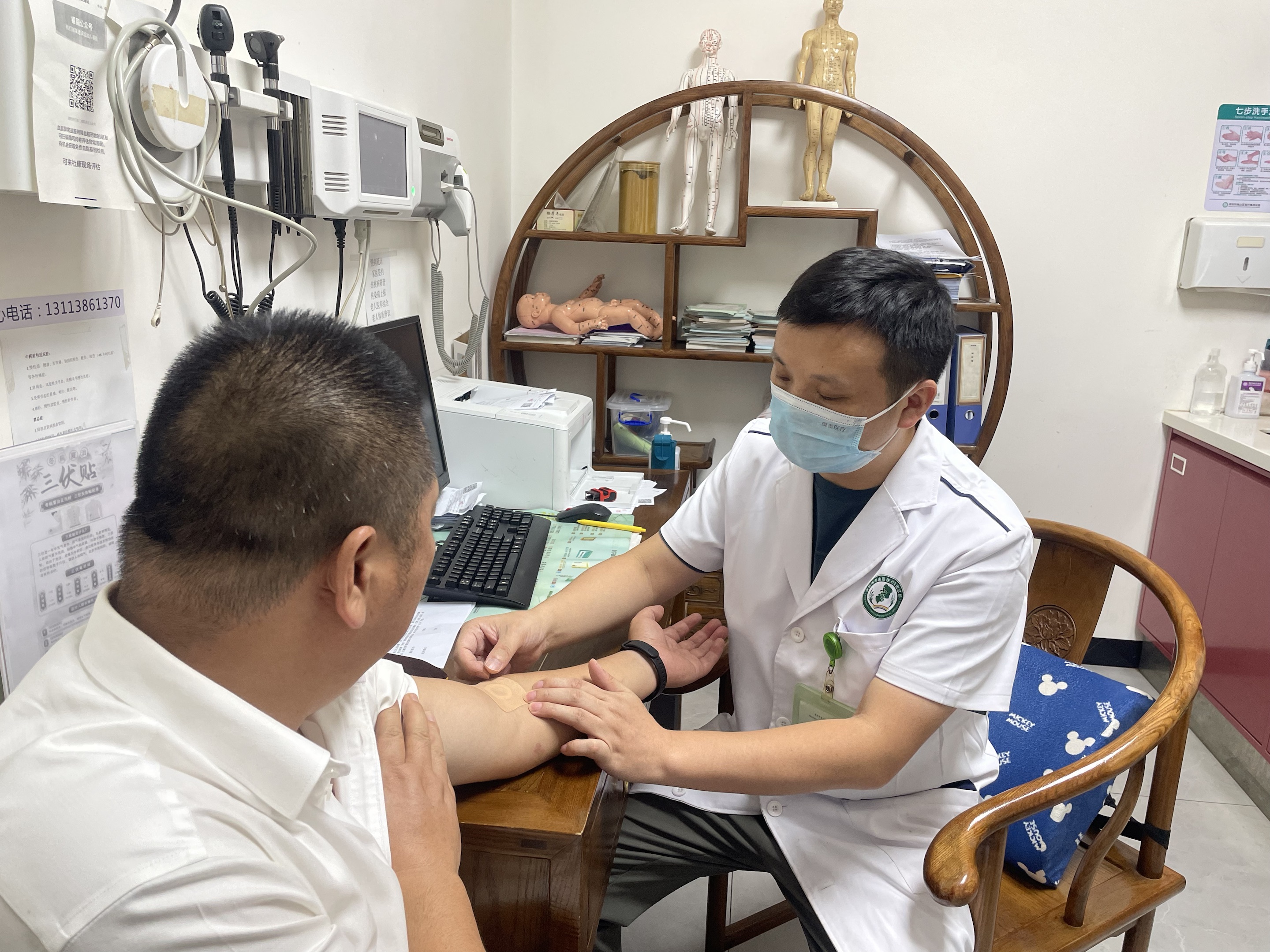 南山：社康三伏贴服务火热开启 居民赞“冬病夏治”显奇效