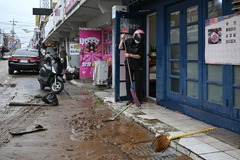 （外代一线）（10）韩国局部遭遇强降雨