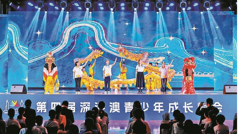 龙华区第三实验学校客家麒麟舞队一周连登四大舞台