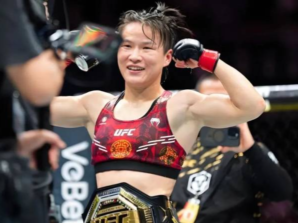 UFC世界冠军张伟丽，有新身份