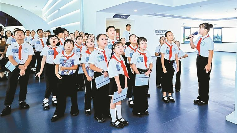 宝安城展馆第七届“小小讲解员”夏令营开营