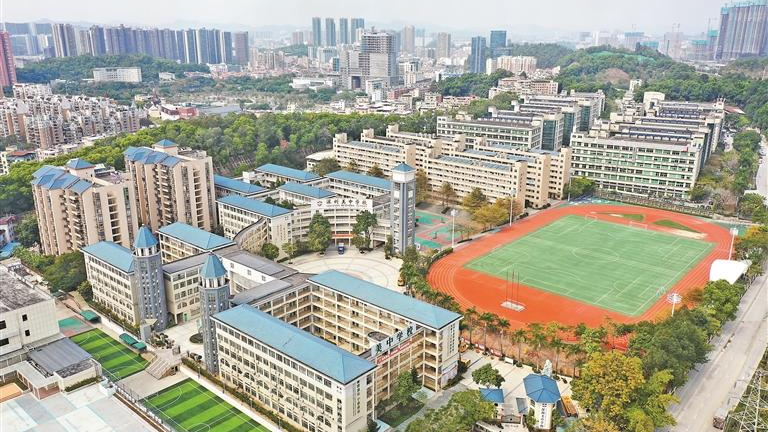 美中学校携手日本高等学校合作办学 系深圳首个获省级审批的中日合作高中项目