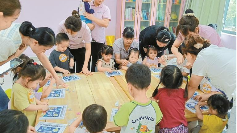 新羌社区开展民生微实事项目 儿童快乐汲取知识锻炼能力