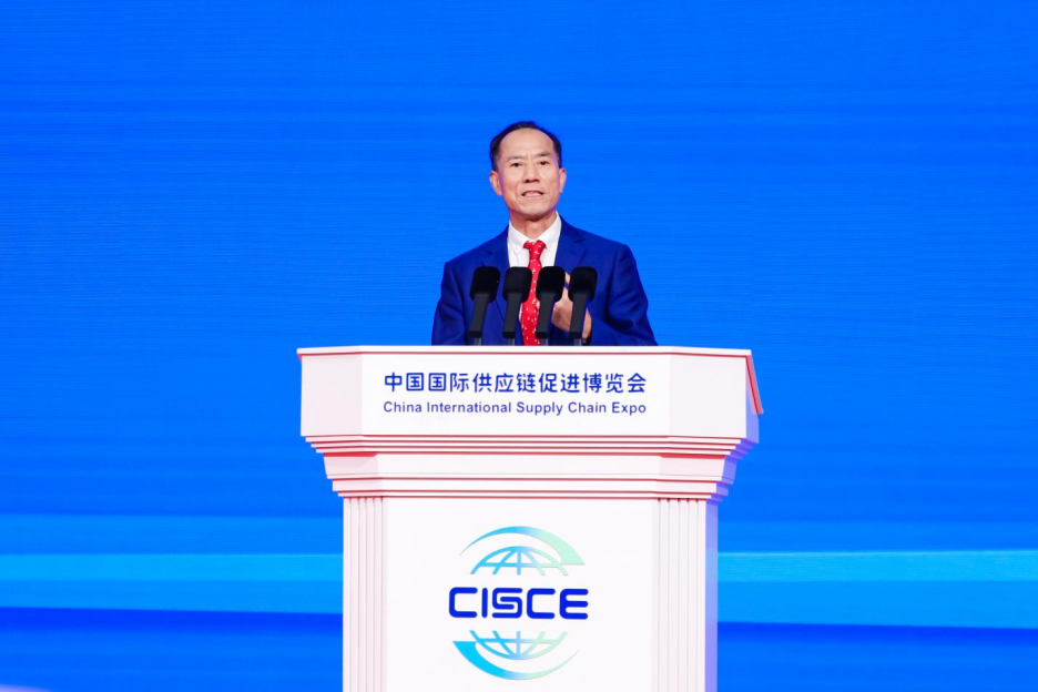 “做把钉子撬起来的人”！稳健医疗董事长李建全在链博会谈绿色实践引领产业链共赢