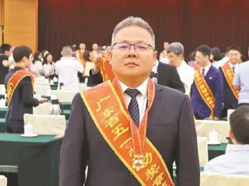 我的深圳故事·城市英雄243｜中建科工项目经理戴振勋：劳模和他的创新工作室