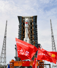 镜观中国·新华社国内新闻照片一周精选丨天舟九号船箭组合体转运至发射区（1）