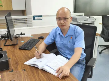 【学习身边榜样】优秀共产党员｜宋远洲：先锋答卷铸忠诚，治污攻坚显担当