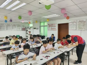 翠平社区开展暑期科创活动，点亮儿童科学梦