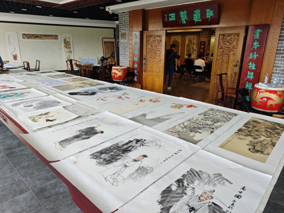 笔墨构筑灵魂栖居地，“不负丹青”高师绘画巡回展青岛启幕 