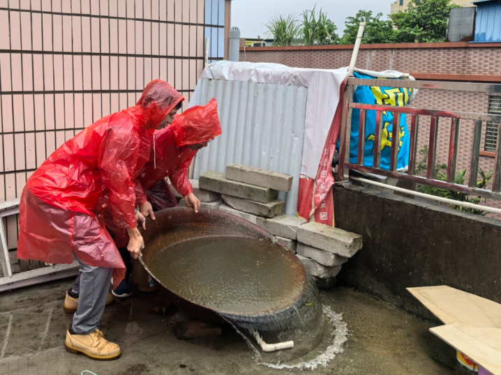 清积水灭蚊虫 共筑健康家园｜东莞市科协多支部联动，雨中筑牢防蚊健康防线