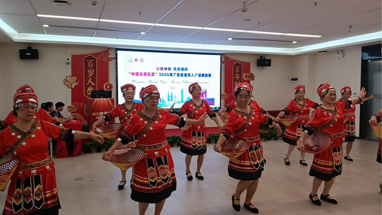 2025年广东省老年人广场舞联赛深圳预选赛在新安举行