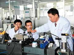 瞭望 | 哈工大仪器学科：挑战尖端 仪器报国