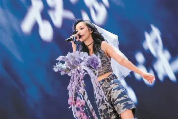 晶报特别报道 | 深圳本土粤语唱作人刘莉旻： “处处是舞台，怀揣热爱，照亮所有人”