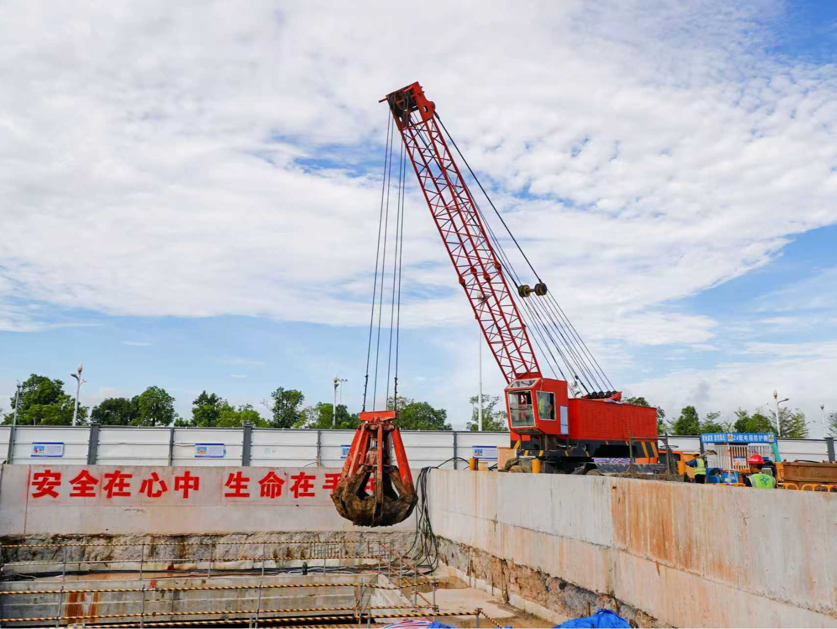 “以练促战”守牢建设安全关，中交二航局东莞地铁2号线举办应急演练