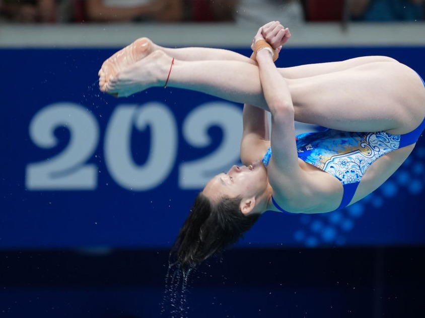 陈艺文、陈佳包揽游泳世锦赛女子跳水三米板金银牌