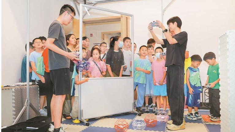 玉塘街道发布科学城里的科技思政地图  45项暑期课程为青少年开启“科学一夏”