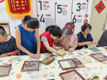木头龙社区：非遗珍珠画活动巧融心理健康关怀