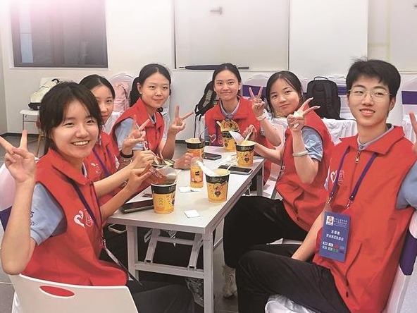 晶报特别报道 | “为盛会贡献力量，是一段难忘的青春” 