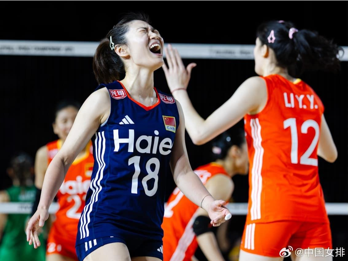 开门红！世锦赛首战中国女排3:1战胜墨西哥队