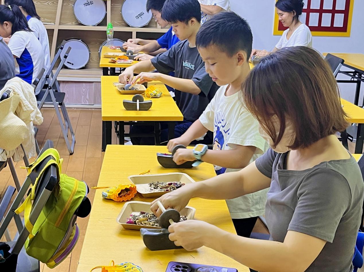 答对可获防蚊礼包！宝安区新时代文明实践中心这场科普活动很热烈