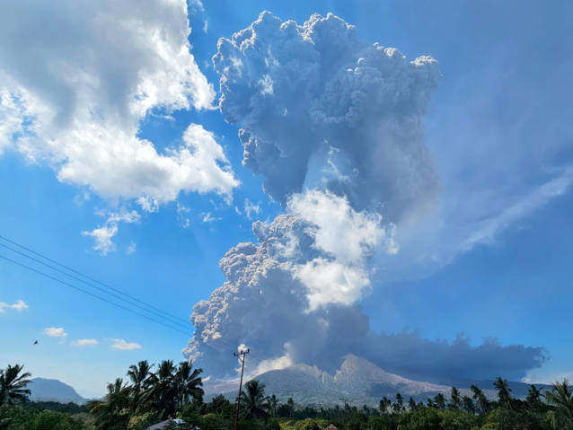 印尼一火山连续两次喷发，我总领馆发布安全提醒