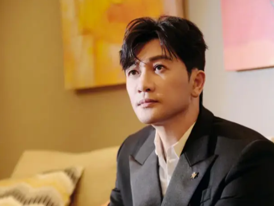 苏有朋发文致歉，此前曾发表言论“我卖艺不卖身”