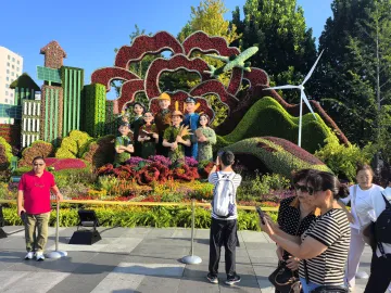 九三阅兵倒计时三天！北京街头氛围感拉满