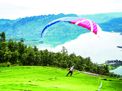 “上天入地”玩出新花样——贵州避暑旅游释放暑期消费新活力