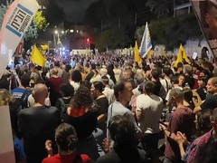 以色列民众抗议活动不止　要求结束战争