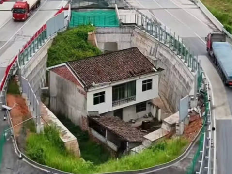 “最强钉子户”已搬离！后悔曾拒绝百万补偿款 