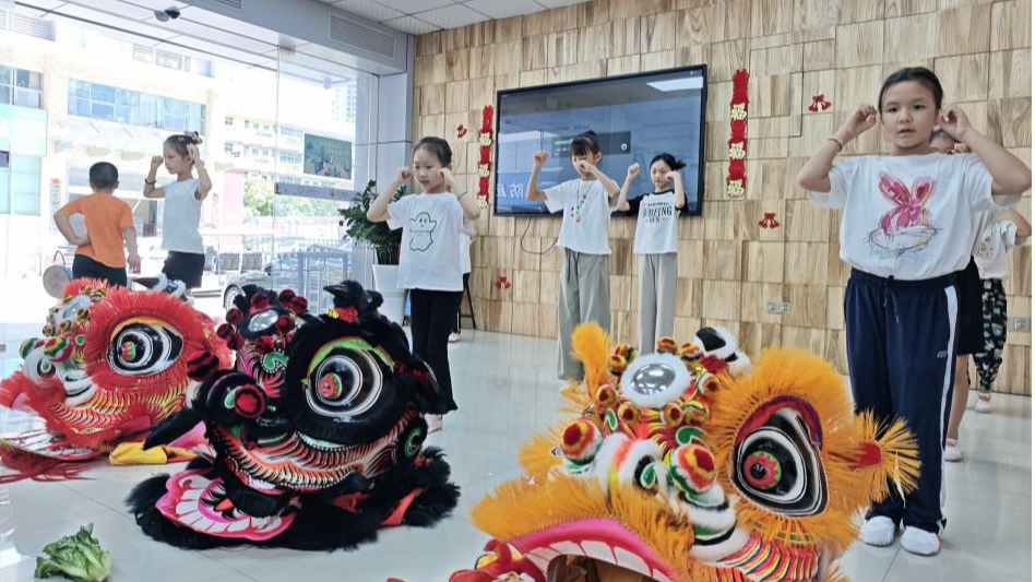 翻身社区“多彩夏日 童享成长”夏令营，点亮暑期好时光