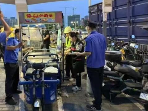 定规矩、守秩序、明底线，龙华街道整治占道经营让“烟火气”更文明