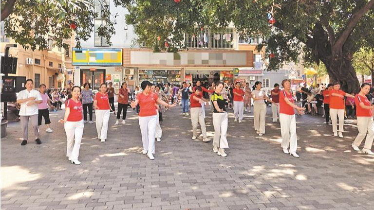 西乡街道径贝社区以学促干解民忧