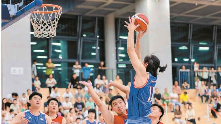 第25届“全运·光线”商会杯篮球赛闭幕