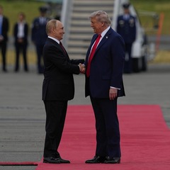 国际观察丨“普特会”：相逢一笑　难泯恩仇