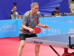 66岁开练，香港阿伯耄耋之年闪耀十五运赛场