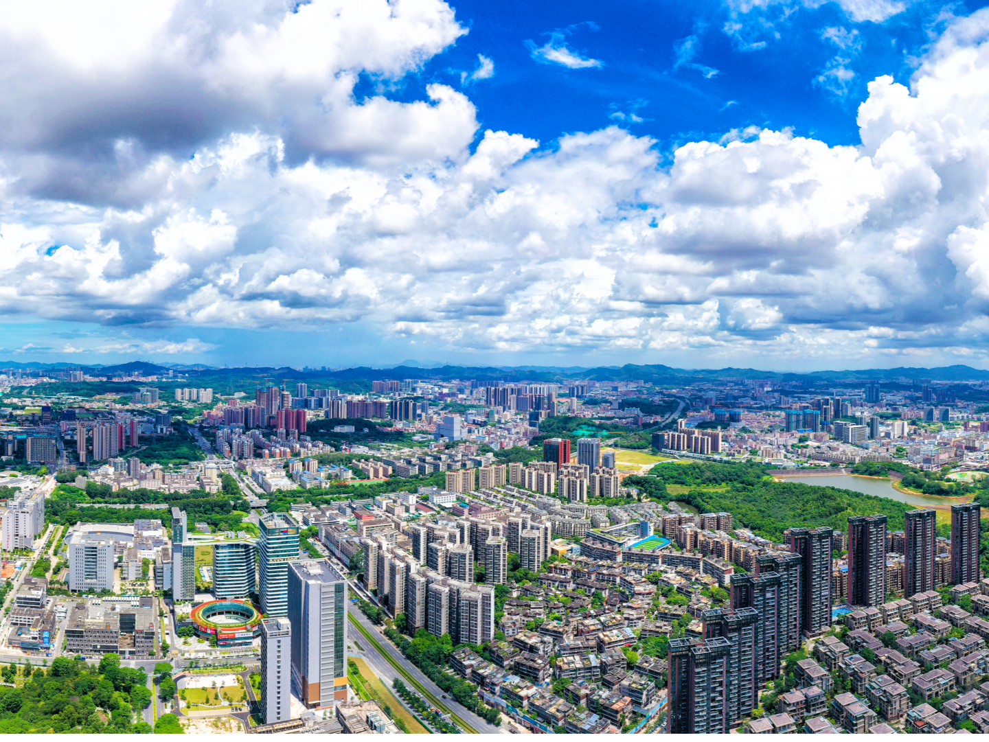 龙华区：打造线上社区 数字赋能促共治